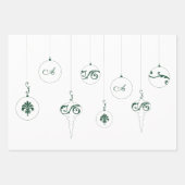 Winter Groene Kerst Monogram Bauble Ornamenten Inpakpapier Vel (Voorkant)