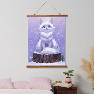 Winter Guardian: Whimsical Poolvos in het wild Hangend Wandkleed
