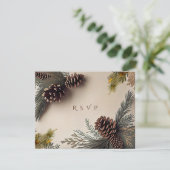 Winter Huwelijk Dennenkegels Dennennaalden RSVP Kaartje (Staand voorkant)