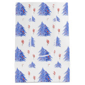Winter Ice Blue Tree Holly bessen Witte Kerstmis Medium Cadeauzakje (Achterkant)