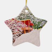 "Winter in de kleine rode hut" conament. Keramisch Ornament (Achterkant)