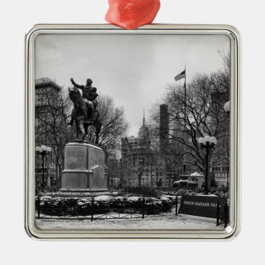 Winter in NYC's Union Square 001 Black White Metalen Ornament (Voorkant)