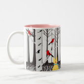 Winter Joy - Kat met sjaal Berkenbomen Kardinalen Tweekleurige Koffiemok (Links)