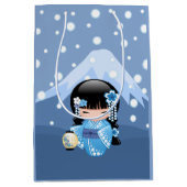 Winter Kokeshi Doll - Blue Mountain Geisha Girl Medium Cadeauzakje (Voorkant)