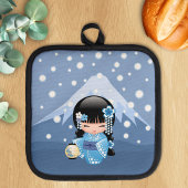 Winter Kokeshi Doll - Blue Mountain Geisha Girl Pannenlap