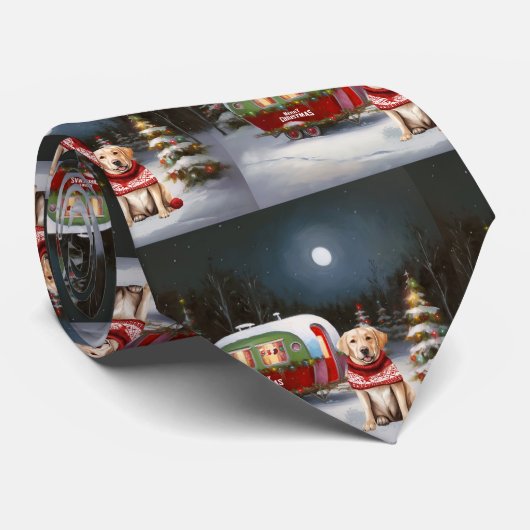 Winter Labrador Caravan Kerstavontuur Stropdas (Opgerold)