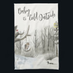 Winter Landscape Baby zijn koude buiten Theedoek<br><div class="desc">De keukenhanddoek van het winterlandschap,  gekarteld met "baby het is Koude Buiten"in trendy manuscripttypografie. Dit rotsachtige landontwerp heeft een waterverf scène van een sneeuwbos pad,  een meer met een eend,  een robin en een uil op de boomvleugel.</div>