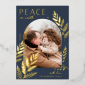 Winter Laurel | Foto voor vrede op aarde Folie Feestdagenkaart (Voorkant)