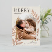 Winter Laurel | Kerstafoto Merry Folie Feestdagenkaart (Staand Voorkant)