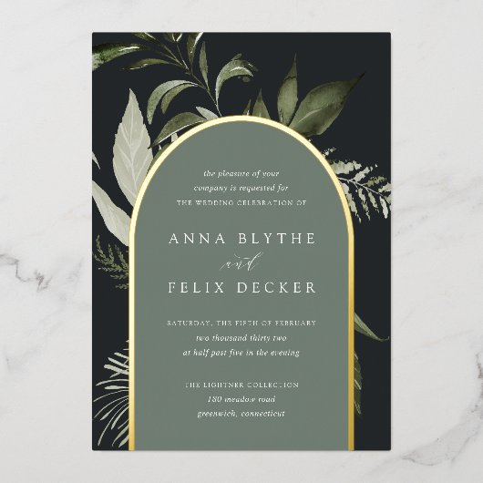 Winter Meadow Green Botanical Arch Wedding Folie Uitnodiging (Voorkant)