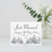 Winter Mountain Gewoon Getrouwd Trouwbomen Natuur Aankondigingskaart (Staand voorkant)