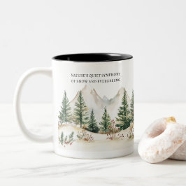 Winter Mountain Mug: Cozy Forest & Snow Tweekleurige Koffiemok