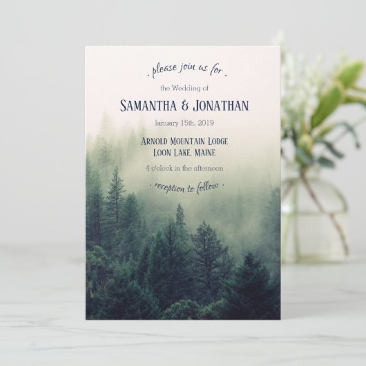 Winter Mountain Pines bruiloft uitnodiging (Staand voorkant)