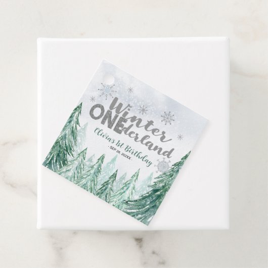 Winter Onederland First Birthday Snowflakes Forest Bedankjes Labels (In situ)
