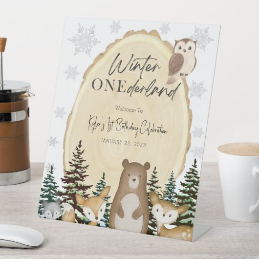 Winter ONEderland First Birthday Welcome Sign Reclamebord Met Voetstuk (Insitu)