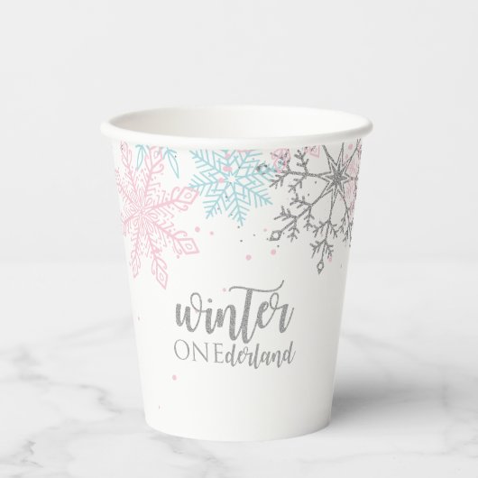 Winter Onederland Pink Silver Blue Snowflakes Papieren Bekers (Voorkant)