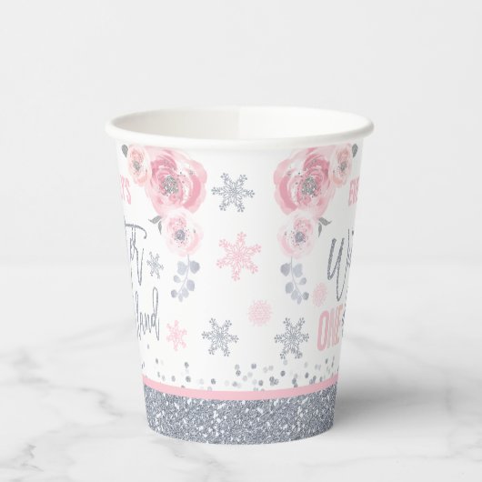 Winter ONEderland Pink Silver Snowflake Party Papieren Bekers (Links)