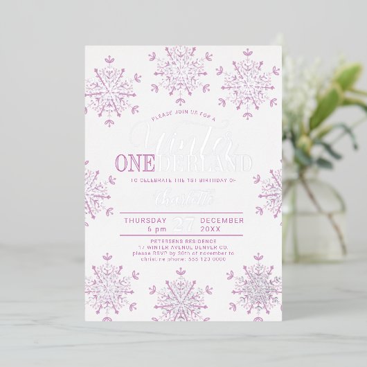 Winter Onederland silver pink girl first birthday Folie Uitnodiging (Staand Voorkant)