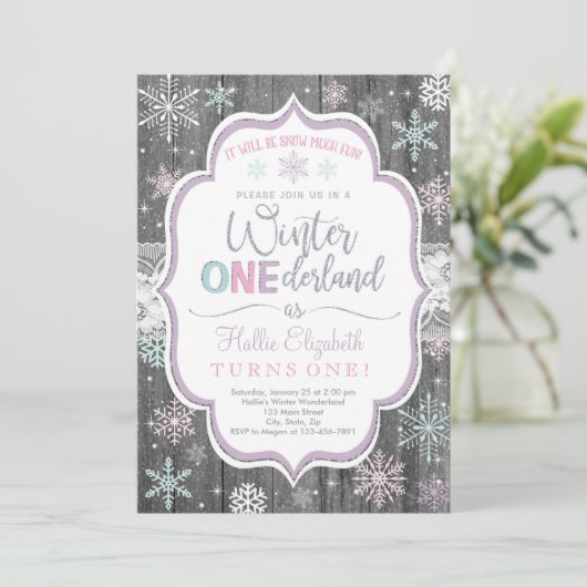 Winter ONEderland Snowflake Birthday Uitnodiging (Staand voorkant)