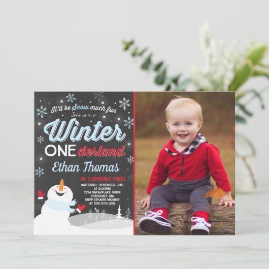 Winter ONEderland Verjaardag Uitnodiging Sneeuwman (Staand voorkant)