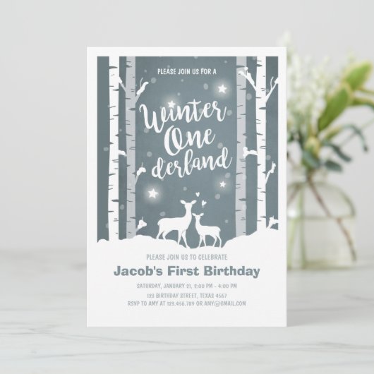 Winter Onederland verjaardagsuitnodiging Deer Birc Kaart (Staand voorkant)
