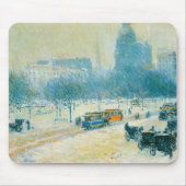 Winter op Unieplein door Frederick Childe Hassam Muismat (Voorkant)