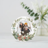 Winter Pine Berry Wreatround Photo Holiday Kaart (Staand voorkant)