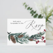 Winter Pine Cone & Berries Greenery met Mal RSVP (Staand voorkant)
