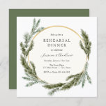 Winter Pine Evergreen Wedding Rehearsal Dinner Kaart<br><div class="desc">Elegant Winter-themed rehearsal nodigt uit tot een gouden lijst omgeven door waterverf evergreen en dennenbomen. Pas uw informatie aan of klik op "Klik om verder aan te passen" om tekenstijlen,  grootte en kleuren te bewerken.</div>