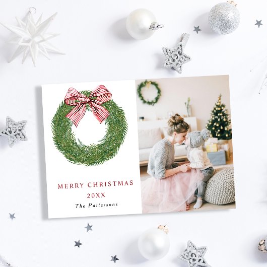 Winter Pine Krans Stripes Rode strik Foto Kerstmis Feestdagenkaart