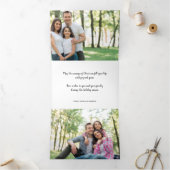 Winter Pine takken elegant 3 foto's Kerstmis Drieluik Wenskaart (Binnen)