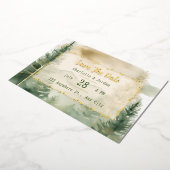 Winter Pine Tree Forest Monogram Opslaan van de da Folie Uitnodiging (Gedraaid)