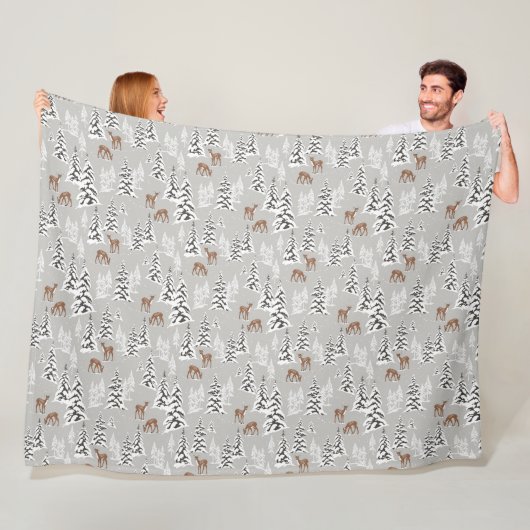 Winter Pine Trees en Cute Deer Fleece Blanket (In situ)