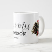 Winter Pinecones & Berries Family Throw Pillow Grote Koffiekop (Voorkant rechts)