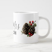 Winter Pinecones & Berries Family Throw Pillow Grote Koffiekop (Rechts)