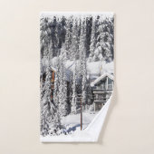 Winter Retreat - Alpine Village Bad Handdoek (Handdoek)