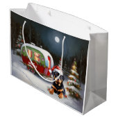 Winter Rottweiler Caravan Kerstavontuur Groot Cadeauzakje (Achterkant Gekanteld)