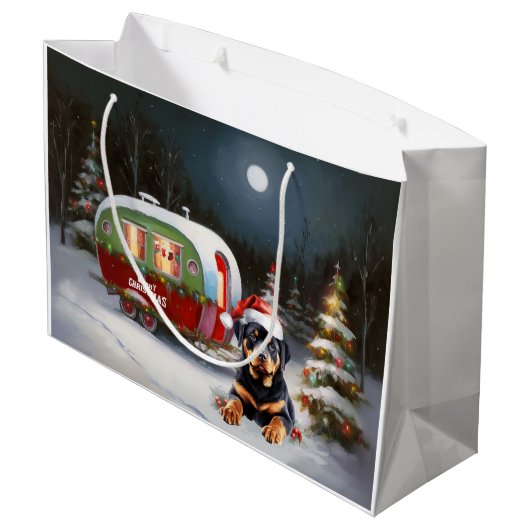 Winter Rottweiler Caravan Kerstavontuur Groot Cadeauzakje (Achterkant Gekanteld)