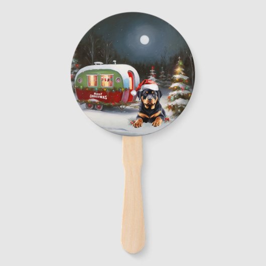 Winter Rottweiler Caravan Kerstavontuur Handwaaier (Voorkant)