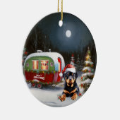 Winter Rottweiler Caravan Kerstavontuur Keramisch Ornament (Rechts)