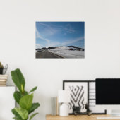 Winter Rural Scene met Hill Poster (Thuiskantoor)