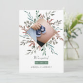 Winter Rustic Greenery Fotozwangerschap Aankondiging (Staand voorkant)