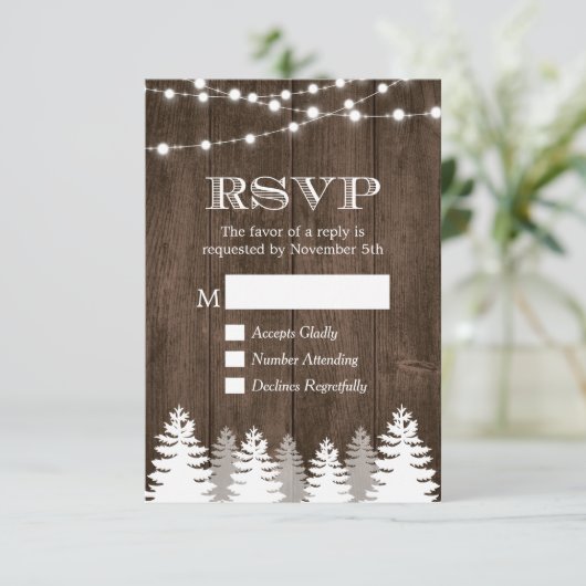 Winter Rustic Wood String Lights Pine Tree RSVP (Staand voorkant)