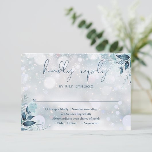 Winter Rustieke Bloemen Elegante Huwelijk RSVP Kaartje (Staand voorkant)