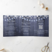 Winter rustieke multi foto QR RSVP details bruilof Drieluik Uitnodiging (Binnen)