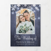 Winter rustieke multi foto QR RSVP details bruilof Drieluik Uitnodiging (Cover)