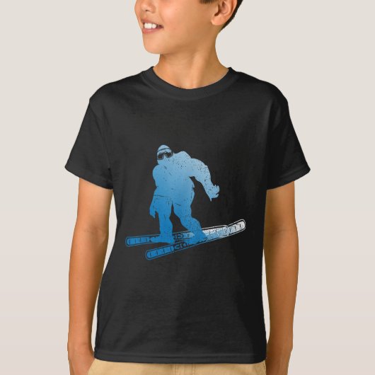 Winter Skiing Sasquatch Ski Cryptid Cryptozoology T-shirt (Voorkant)