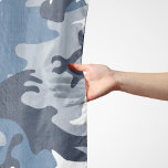 Winter Sneeuwblauwe Camouflage, Militair, Leger Sjaal<br><div class="desc">Elegant,  stijlvol en geavanceerd wintersneeuw camouflagepatroon in blauwe,  grijze en witte kleur. Modern en trendy cadeau,  perfect voor de militaire minnaar in je leven.</div>