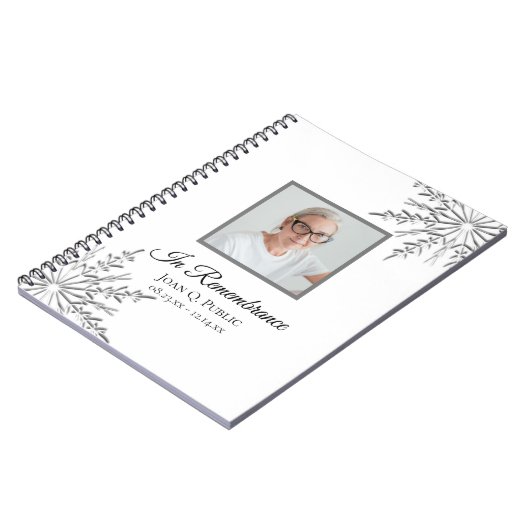 Winter Sneeuwvlokken Viering van het Leven Begrafe Notitieboek (Linkerzijde)