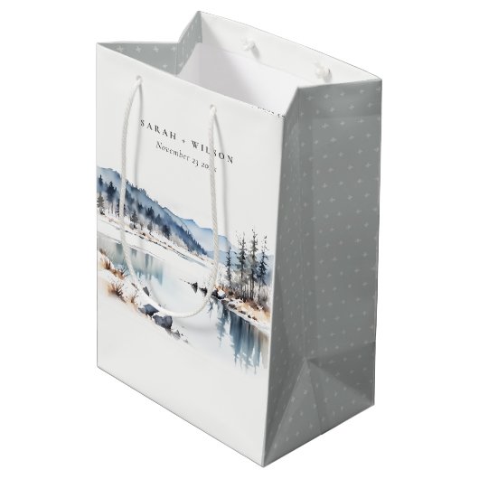 Winter Snow Mountain Lake Landschap Wedding Medium Cadeauzakje (Achterkant Gekanteld)